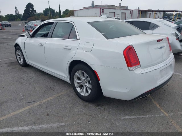 2C3CCAAG4PH613903 Chrysler 300 Touring