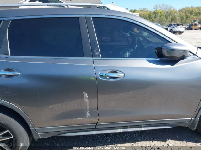 KNMAT2MT9HP617668 Nissan ROGUE SV
