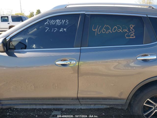 KNMAT2MT9HP617668 Nissan ROGUE SV
