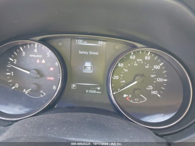 KNMAT2MT9HP617668 Nissan ROGUE SV