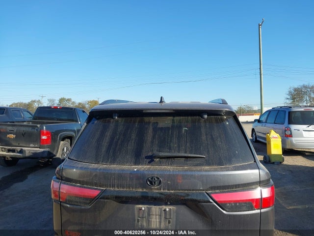 Toyota Sequoia Platinum 2024 7SVAAABA6RX027212 Image 17