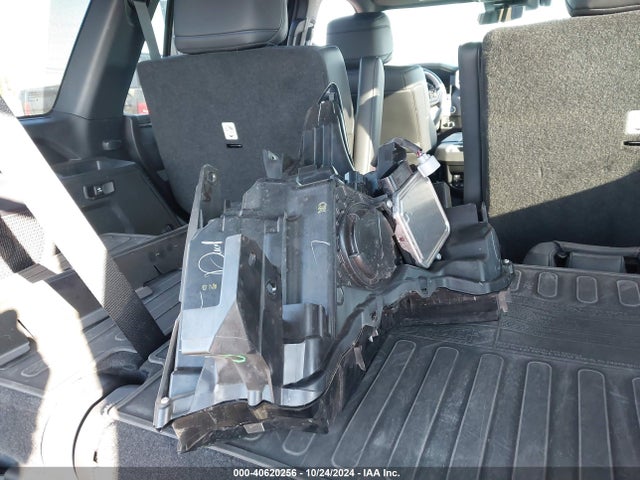 Toyota Sequoia Platinum 2024 7SVAAABA6RX027212 Image 12