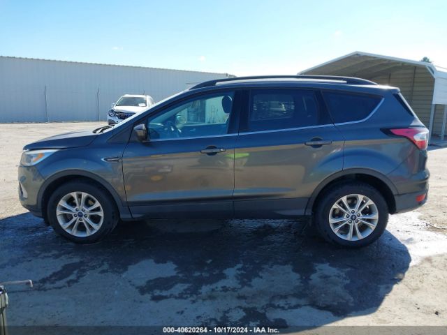 1FMCU0GD5HUC12192 Ford ESCAPE SE