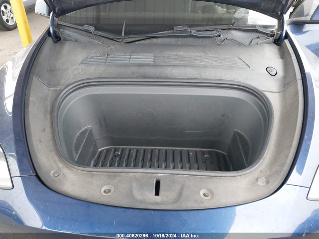 2021 TESLA MODEL Y 5YJYGDEE2MF070732 Photo 9