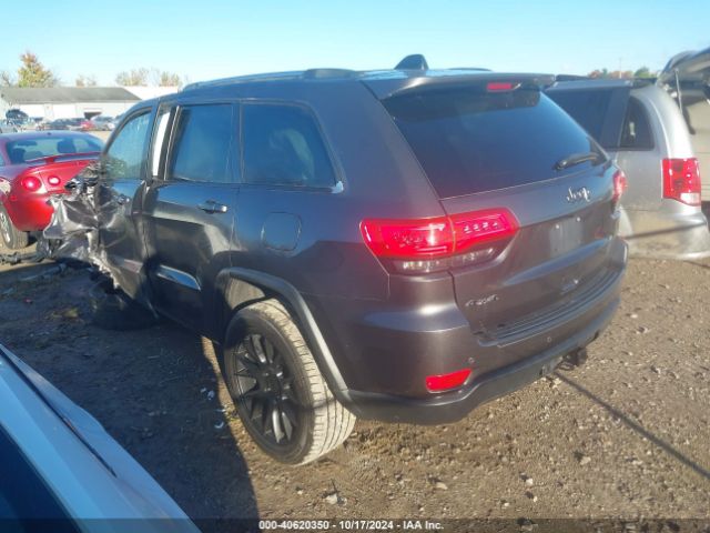 1C4RJFAG3JC325910 Jeep Grand Cherokee Laredo E 4x4