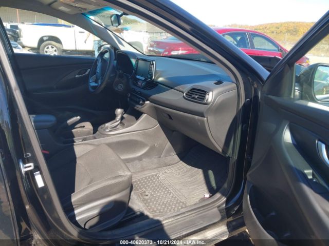 KMHH35LE9JU018985 Hyundai ELANTRA GT