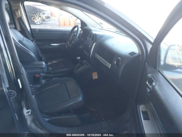 1C4NJCEB7ED577171 Jeep Compass Latitude