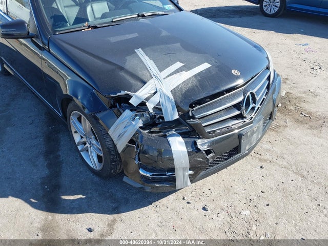 WDDGF8AB7ER318427 Mercedes-Benz C 300 Luxury 4matic/sport 4matic