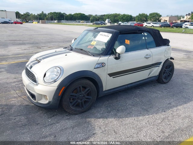 2014 MINI CONVERTIBLE WMWZP3C54ET707620 Photo 1