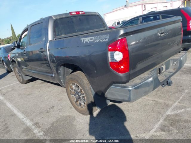 5TFDY5F15HX675692 Toyota Tundra Sr5 5.7l V8
