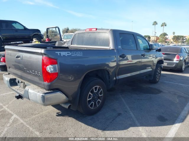 5TFDY5F15HX675692 Toyota Tundra Sr5 5.7l V8