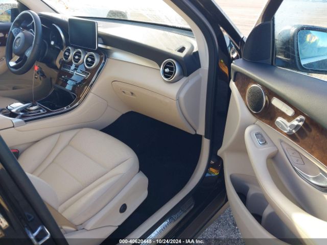 WDC0G4JB2JF371267 Mercedes-Benz GLC 300