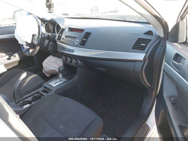 2011 MITSUBISHI LANCER JA32U2FU0BU000450 Photo 4
