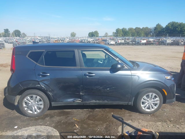 KIA SOUL LX 2020 KNDJ23AU2L7058009 Image 13