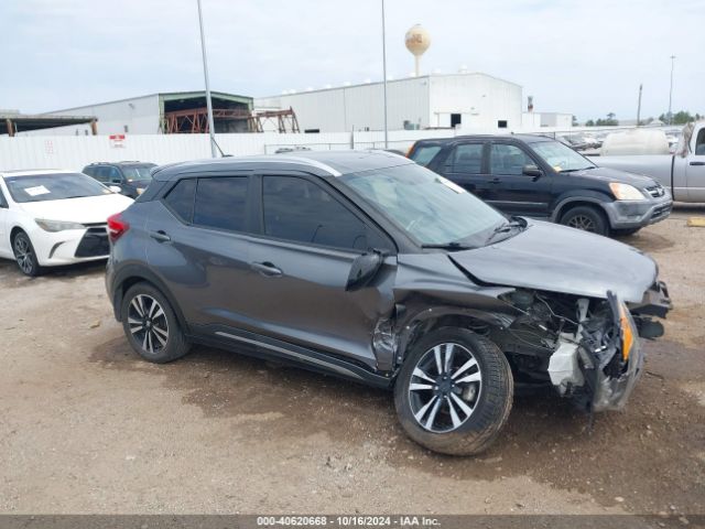 3N1CP5CU3KL569180 Nissan KICKS SR