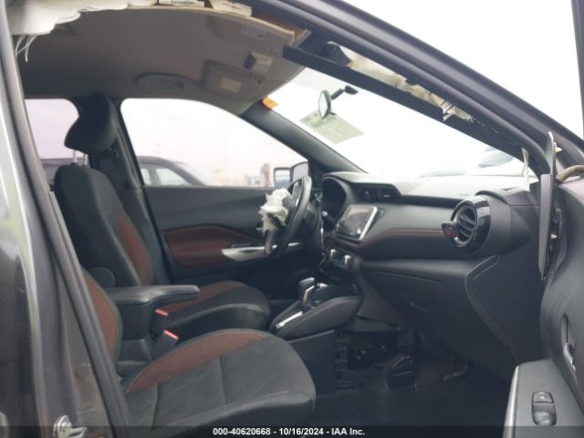 3N1CP5CU3KL569180 Nissan KICKS SR