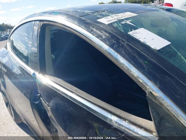 5YJ3E1EB4JF070831 Tesla Model 3 Long Range/performance