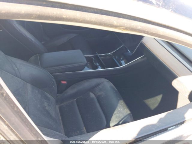 5YJ3E1EB4JF070831 Tesla Model 3 Long Range/performance