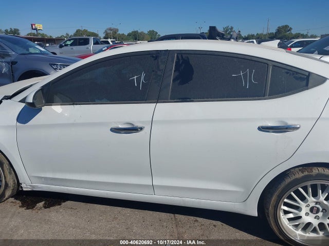 Hyundai ELANTRA SE 2017 5NPD74LF0HH094092 Image 14
