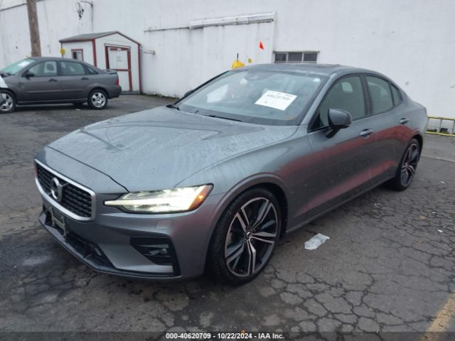 7JR102FM7KG013334 Volvo S60 T5 R-design