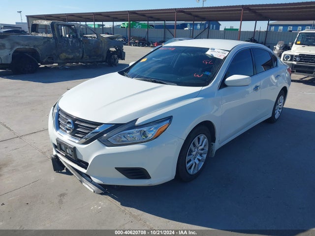Nissan Altima 2.5 S 2016 1N4AL3AP1GN382079 Image 2