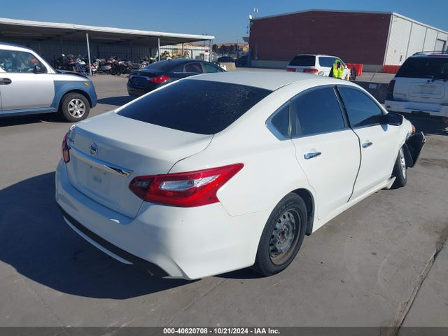 Nissan Altima 2.5 S 2016 1N4AL3AP1GN382079 Image 4