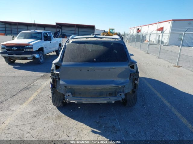 YV4AC2HK8M2607400 Volvo Xc40 T4 Momentum