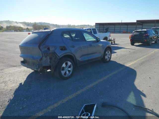 YV4AC2HK8M2607400 Volvo Xc40 T4 Momentum