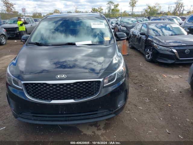 KNDMB5C16H6238683 KIA SEDONA LX