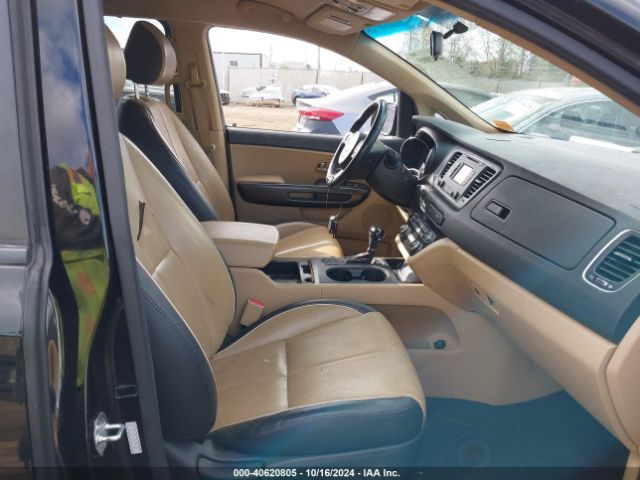 KNDMB5C16H6238683 KIA SEDONA LX