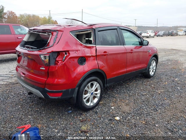 Ford ESCAPE SE 2017 1FMCU0G9XHUA98671 Image 4