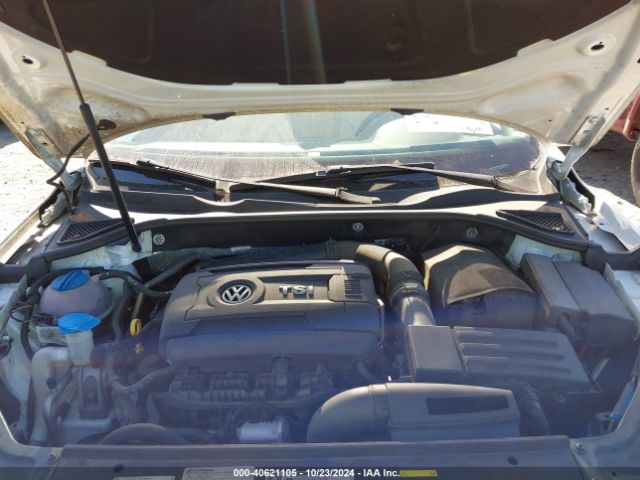 1VWDT7A30HC005488 Volkswagen Passat 1.8t R-line
