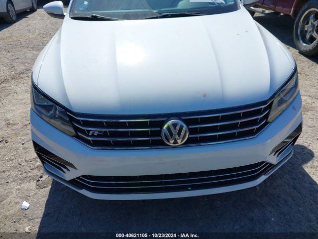 1VWDT7A30HC005488 Volkswagen Passat 1.8t R-line