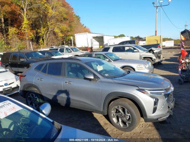 KL77LHE26RC057164 Chevrolet Trax Fwd Lt
