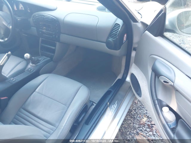 2000 PORSCHE BOXSTER WP0CA2989YU624107 Photo 4