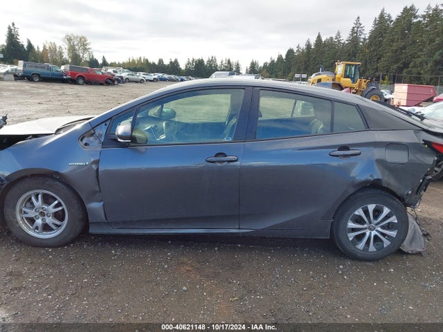 Toyota Prius Le Awd-e 2022 JTDL9MFU3N3031981 Image 13