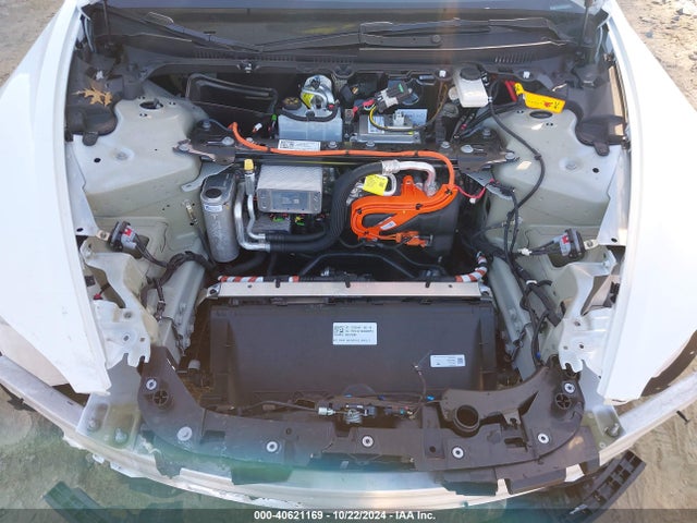 2024 TESLA MODEL 3 5YJ3E1EA7RF824775 Photo 9