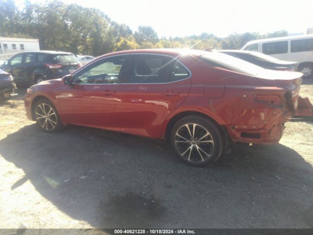 4T1M11AK2LU304282 Toyota CAMRY SE
