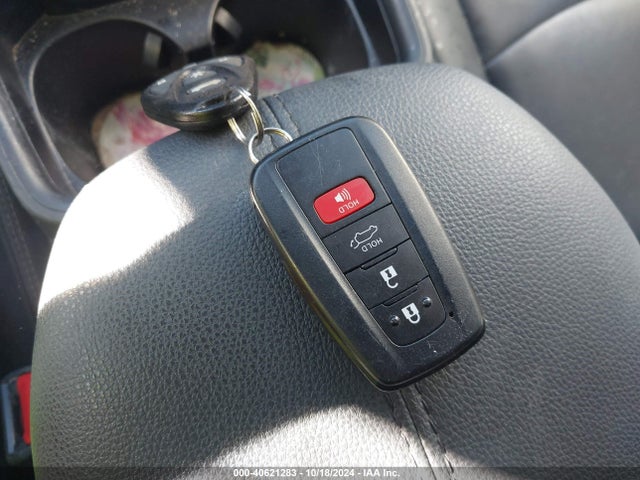 Toyota Rav4 Xle Premium 2019 JTMC1RFV1KD008847 Image 11