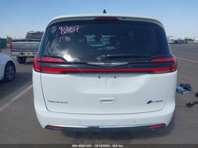Chrysler Pacifica Hybrid Select 2024 2C4RC1S72RR156641 Image 16