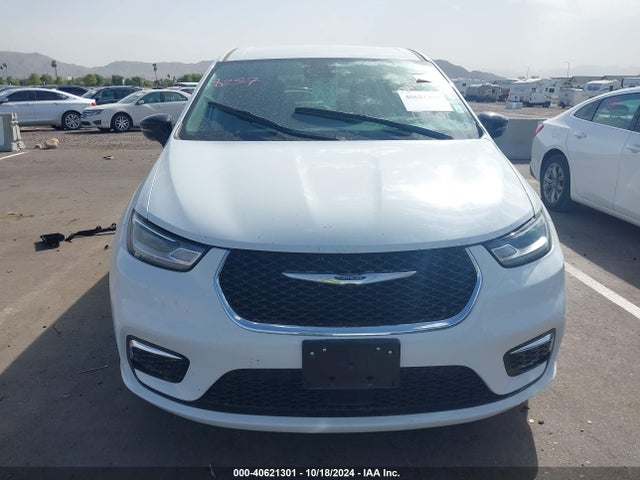 Chrysler Pacifica Hybrid Select 2024 2C4RC1S72RR156641 Image 6