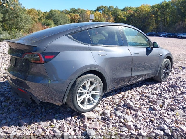 2022 TESLA MODEL Y 7SAYGAEE6NF536343 Photo 3