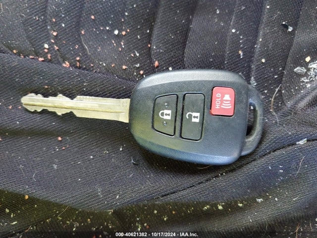 Toyota Corolla Cross L 2023 7MUAAABGXPV057028 Image 11