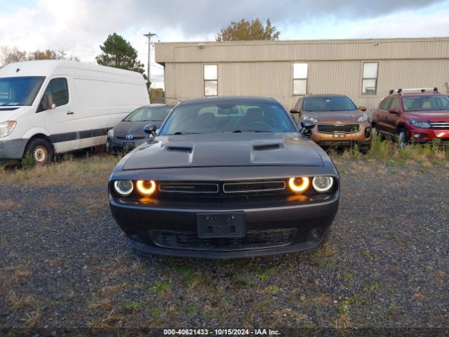 2C3CDZAG0GH290560 Dodge Challenger Sxt