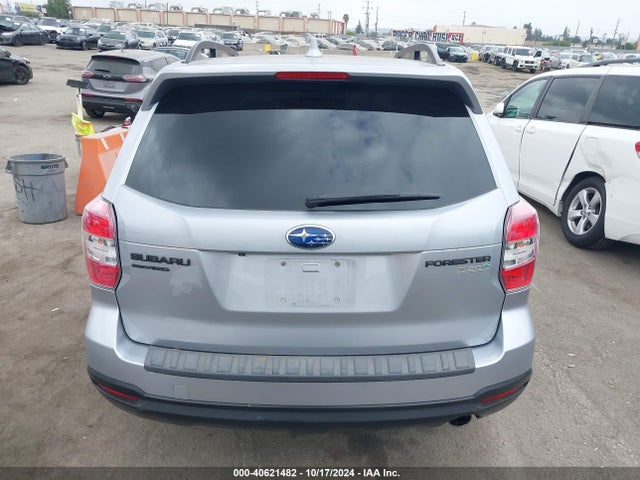 Subaru Forester 2.5i Limited 2016 JF2SJAKC6GH526181 Image 16