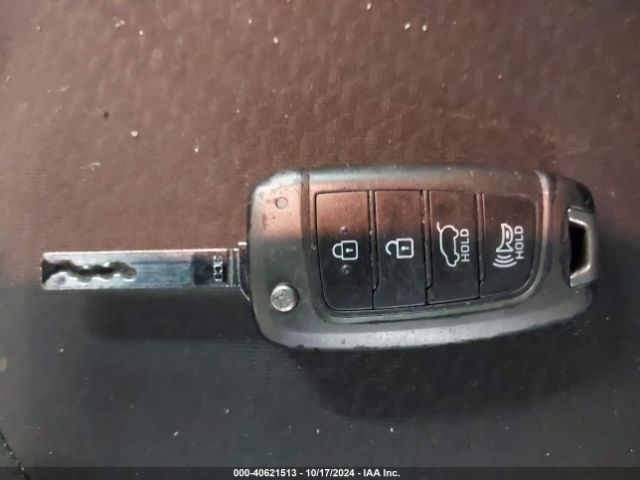 KMHH35LE2JU013952 Hyundai ELANTRA GT