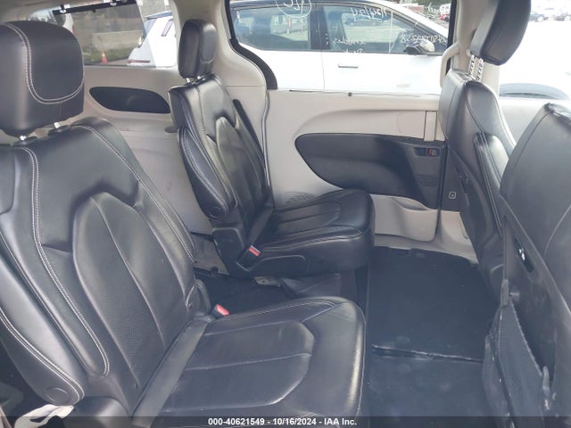 Chrysler Pacifica Touring L 2022 2C4RC1BG3NR106373 Image 8