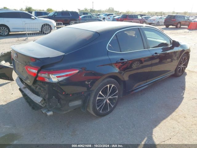 4T1B11HK1JU077838 Toyota CAMRY SE