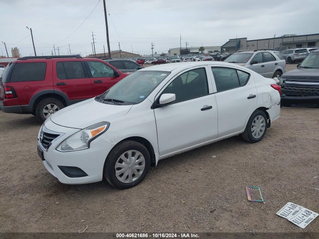 Nissan Versa 1.6 S 2017 3N1CN7AP1HL841507 Image 2