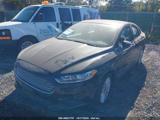 Ford Fusion Hybrid Se 2014 3FA6P0LU7ER318814 Image 2